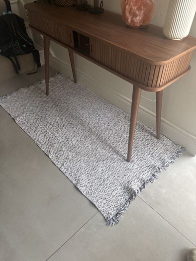 Rug