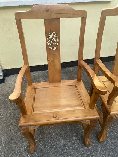pair of chairs