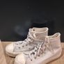 Girls Converse shoes size UK2 (eu 34) Image 3