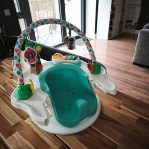Baby activity seat