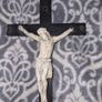 19th-century or early 20th-century antique crucifix, Image 2