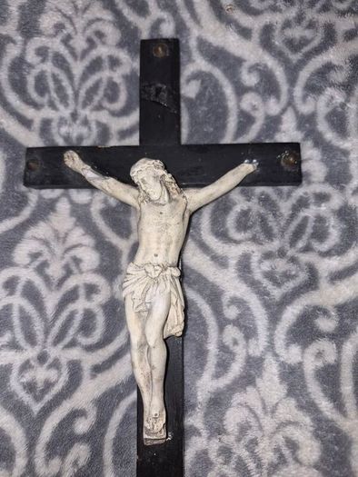 19th-century or early 20th-century antique crucifix,