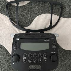 Genuine Hyundai i10 Original Radio CD MP3 AUX + Fascia