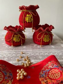 Handmade happiness symbol basket