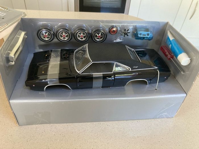 Dodge Charger Kit Bullitt Steve McQueen 1/18 Ertl rare