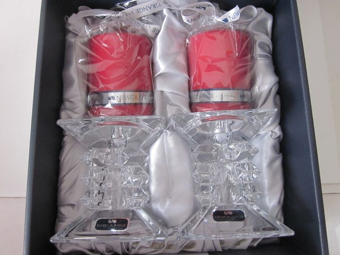 Newgrange Living Zorro Pillar Candleholders (11cm) +Red Candles New