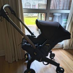 Doona Plus car seat + Isofix