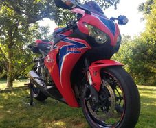Honda cbr 1000rr fireblade sc59