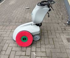Comac vispa scrubber dryer