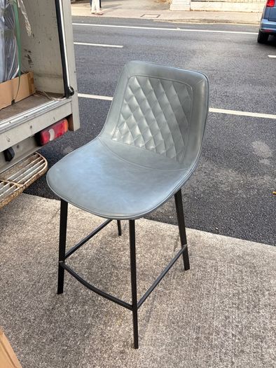bar stool