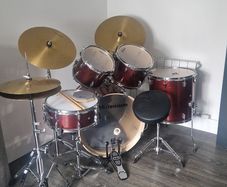 Drum kit