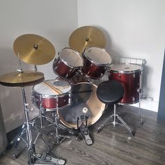 Drum kit