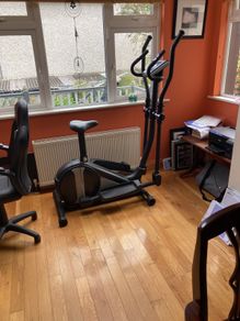 Cross Trainer