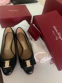 Ferragamo Vara Bow pump shoes