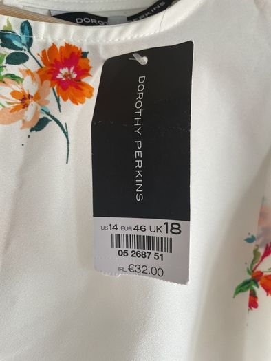 Dorothy Perkins ladies floral sleeveless top size 18 New