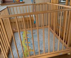 Geuther playpen