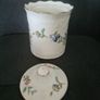 Biscuit Barrel/Jar with Lid Image 3