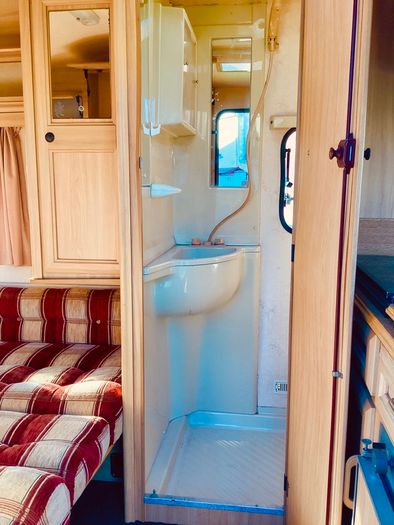 Small caravan, lightweight tourer,10ft long
