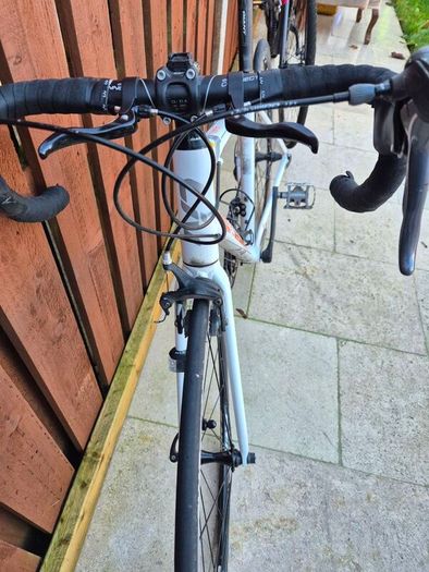 Racing bike. Suitable 12yrs plus