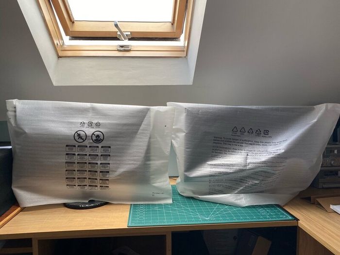 2no Acer LCD Display screens 24