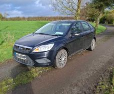 ford focus breaking