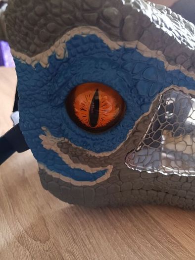 Mattel Jurassic World Velociraptor Blue Electronic Mask