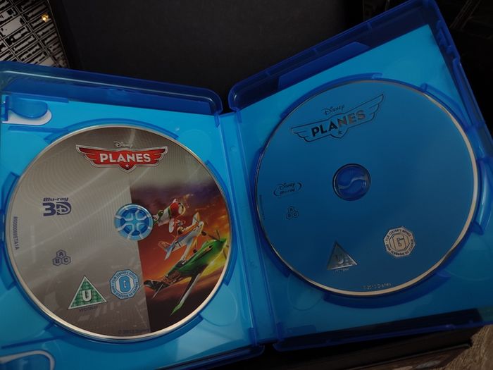 Planes ! Blu-ray ! 2-Disc Edition ! From Above The World of Cars ! 2013 ! By Disney !