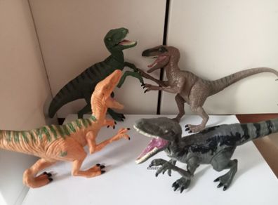 Set of 4 Jurassic World Velociraptor Dinosaurs Charlie,Blue,Delta,Echo