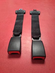 Seat belt extender x 2