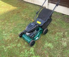 Lawnmower