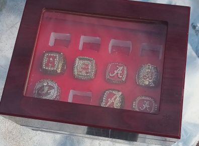 Basketball replica rings, plus box, D18 post 10e