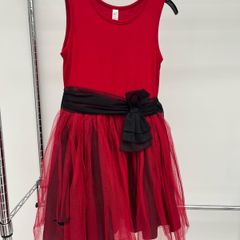 Girl's dress, Age 5-7 - free - Preference given to buyer buying any other item at asking price.