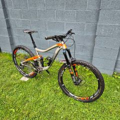 Giant Trance 1