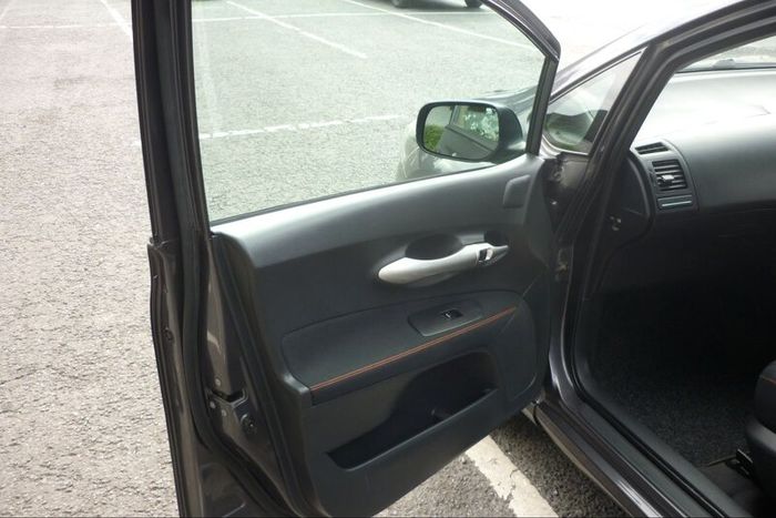 Toyota Auris 2011