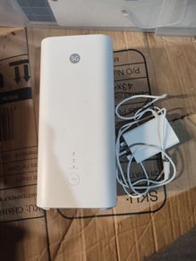 Used Condition) Huawei 5G CPE Pro 3 (H138-380) Dual Band Wireless Router, Unlocked