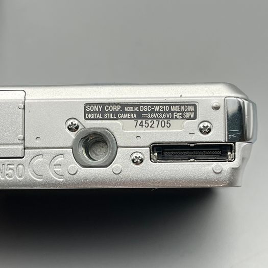 Sony DSC-W210 12.1MP Digital Camera Silver - Full Kit