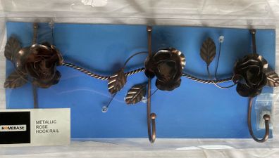 Metallic Rose 3 hook rail