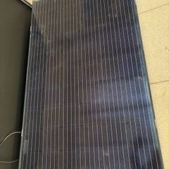 4 x 300w solar panels with 1kw inverter