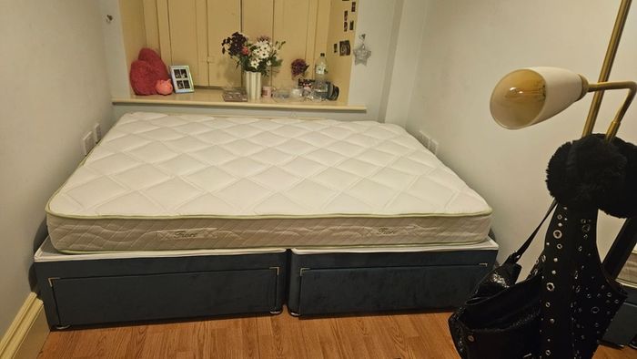 Double Divan Bed with 2 Drawers