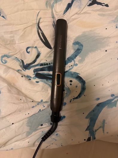 Remington hair straightener