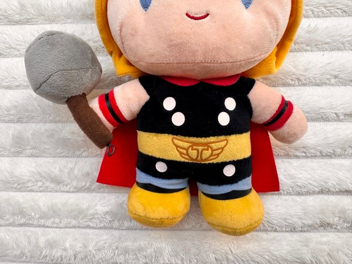 Universal Studios Marvel Thor Avengers approx. 25 cm. Used Please see photos