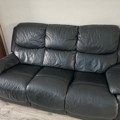 leather suite 3 & 2 seater