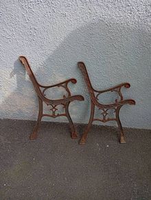 bench ends