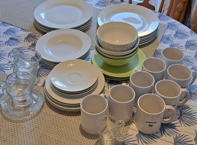 plates & mugs