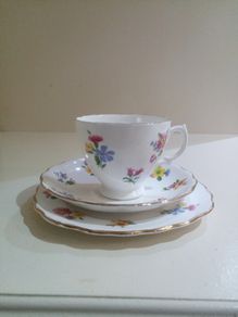 Vintage Tea Trio Royal Vale