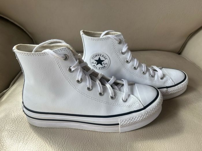 Converse Chuck Taylor Lift Leather Hi Top Trainers