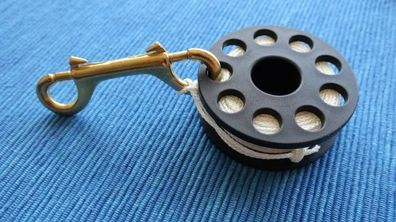 Compact Reel. 30 m Line and Carabiner. Mares