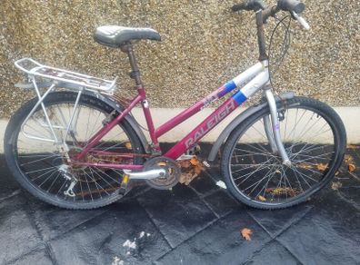 bike chain needs oil and flat wheel
