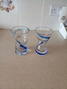 Vase 2 matching. Kilkenny casual dining
