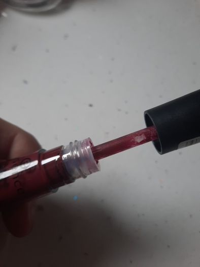 long lasting lipgloss